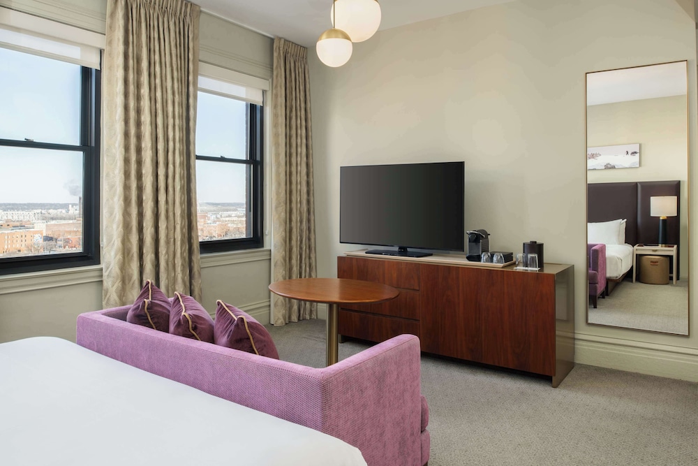 Hotel Savoy Kansas City Tapestry Collection by Hilton - photo 16