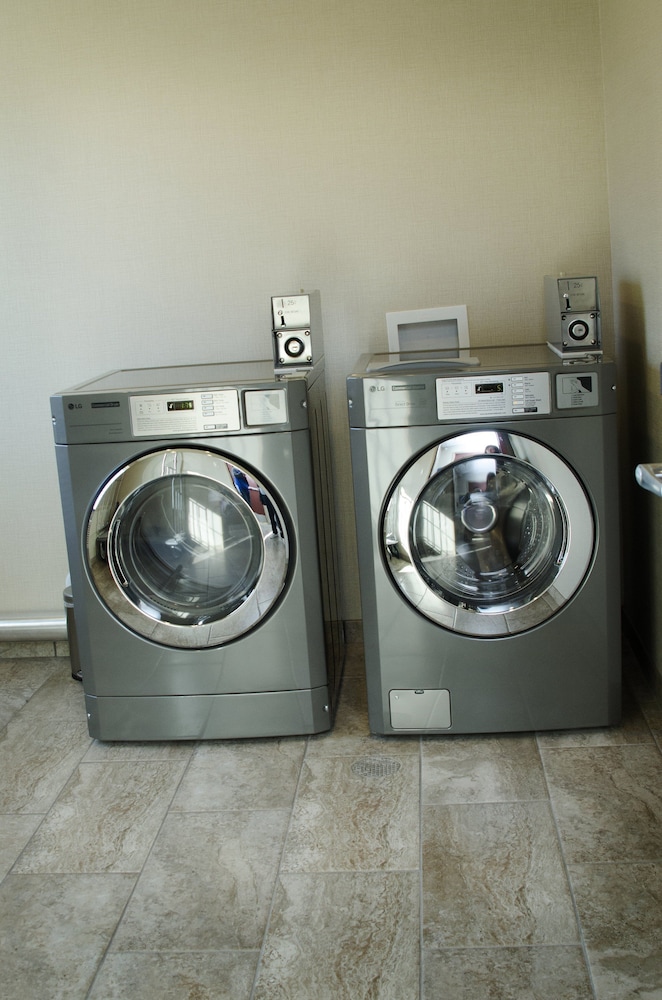 Cobblestone Inn & Suites Soda Springs - photo 12