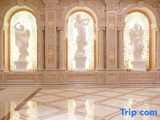 Wuhan Minoans International Hotel — 5-Star Luxury Hotel in Wuhan, People's Republic of China