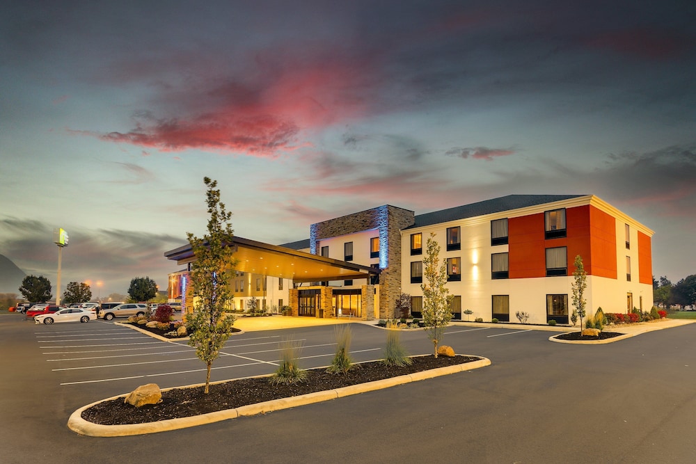 Holiday Inn Express & Suites Troy an IHG Hotel - featured photo