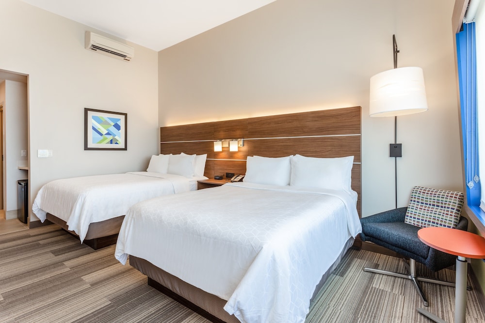 Holiday Inn Express & Suites Springfield North by IHG - photo 8