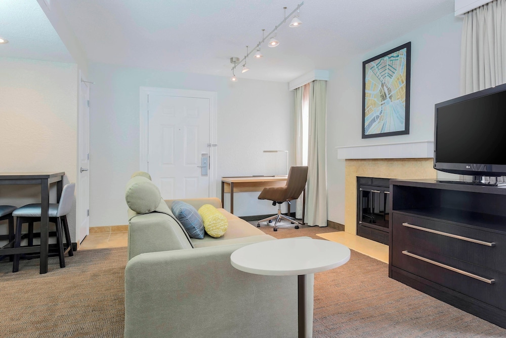 Residence Inn by Marriott Boston North Shore Danvers - photo 19