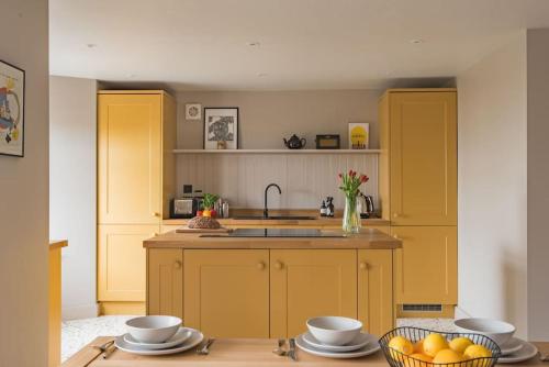 Victory Cottage Stunning home with sea views — 4-Star Luxury Hotel in Deal, United Kingdom