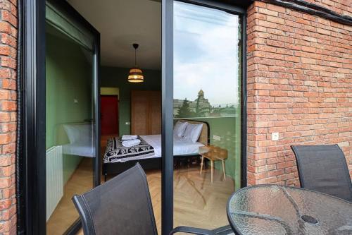 Chic 1BR Apt in Moedani complex By Wehost