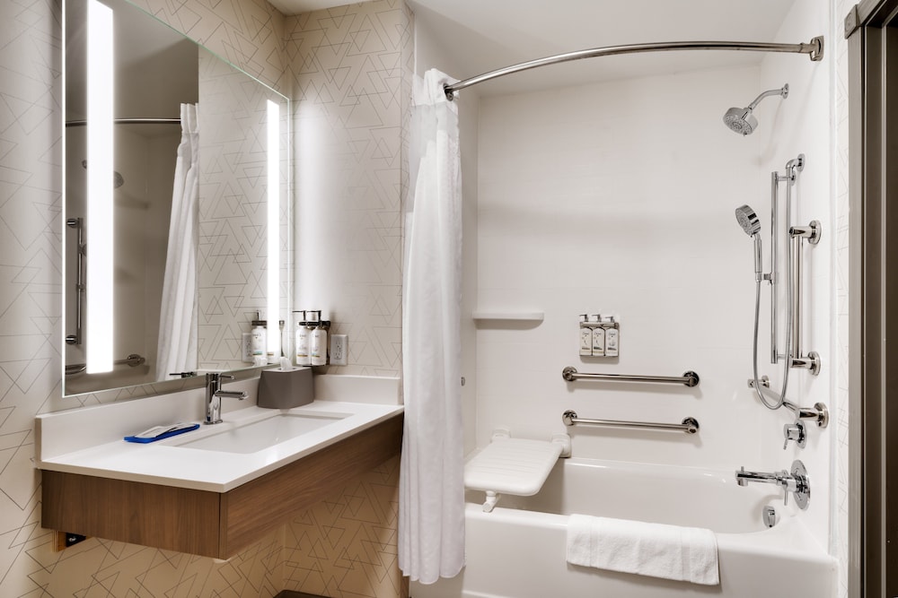 Holiday Inn Express Hotel & Suites Cheyenne by IHG - photo 25