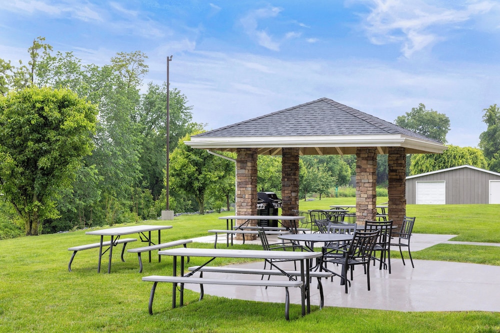 Staybridge Suites Harrisburg by IHG - photo 24
