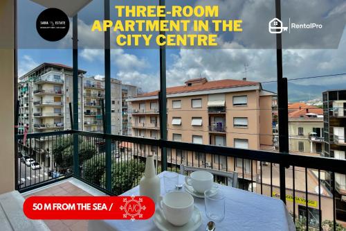50 metri dal Mare Trilocale in Centro con A C — 4-Star Luxury Hotel in Loano, Italy