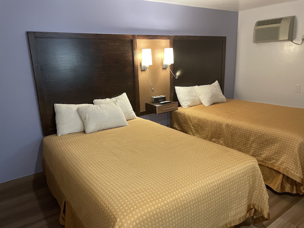 Scottish Inns North Tonawanda - photo 15