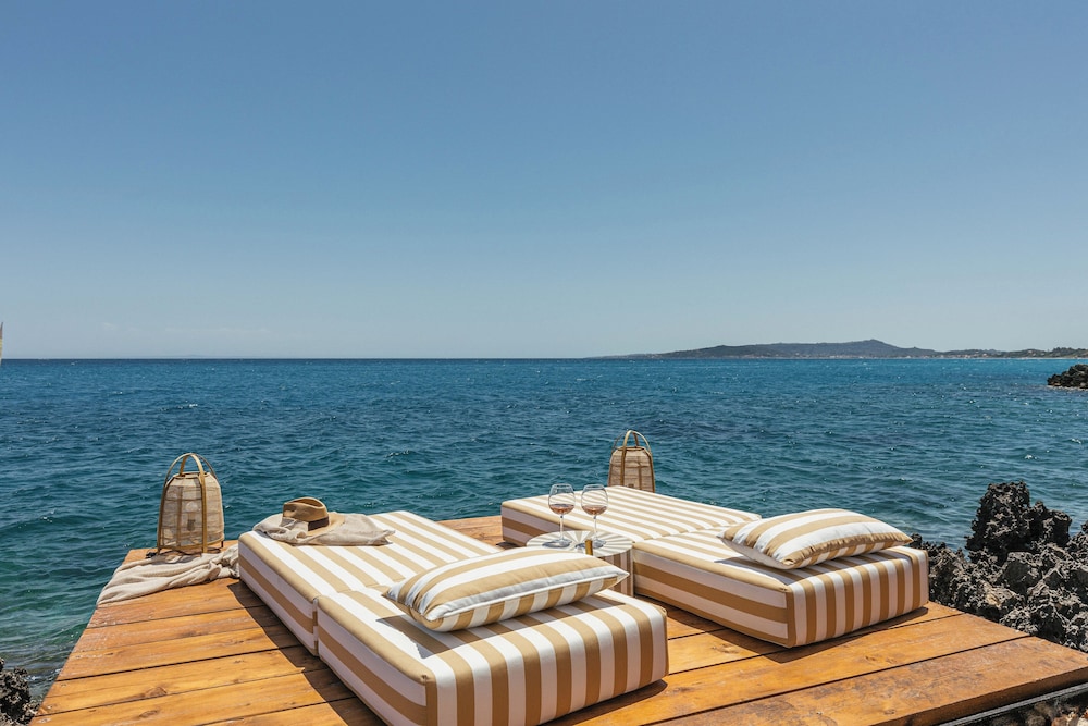 Sewelo Suites — 5-Star Luxury Hotel in Zakynthos, Greece