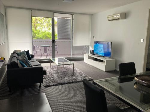 Wyndel Apartments Miller Street — 4-Star Luxury Hotel in North Sydney, Australia
