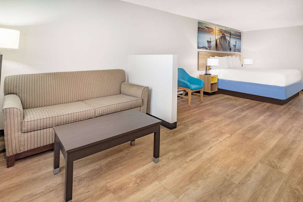 Days Inn by Wyndham Barnwell - photo 34