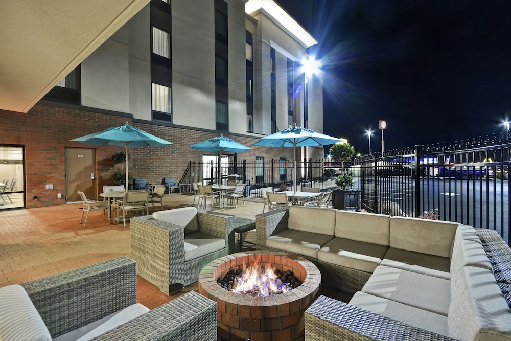 Hampton Inn & Suites Grants Pass - photo 41