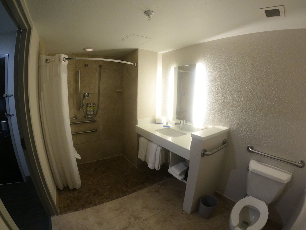Holiday Inn Express & Suites Albuquerque Historic Old Town by IHG - photo 37