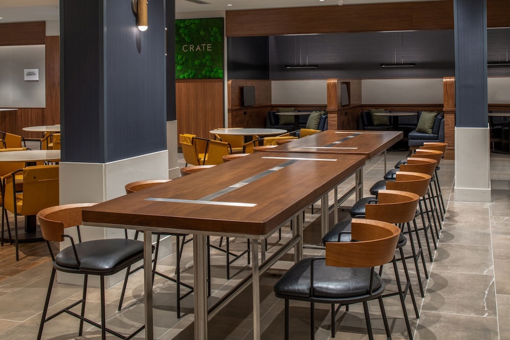 Courtyard by Marriott Olympia - photo 29