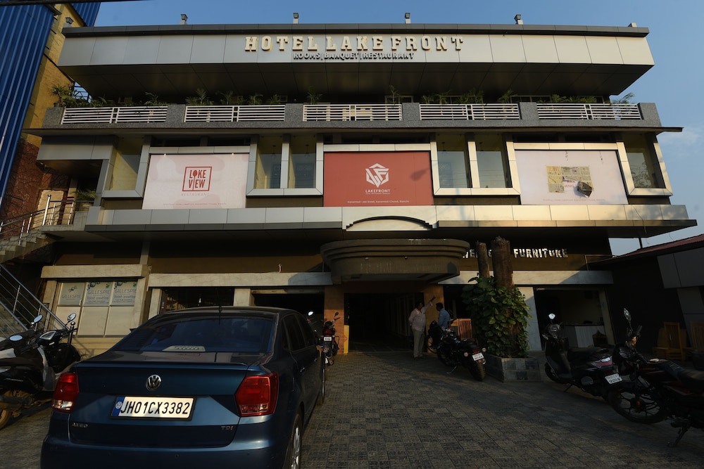 Hotel Lakefront in Ranchi, India