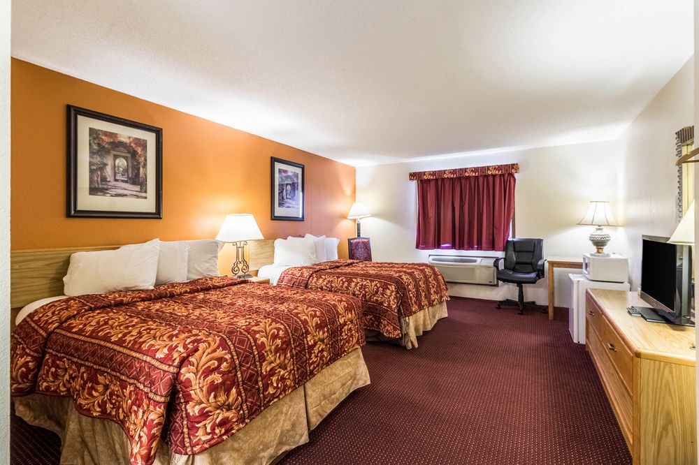 Rodeway Inn Baxter - photo 29