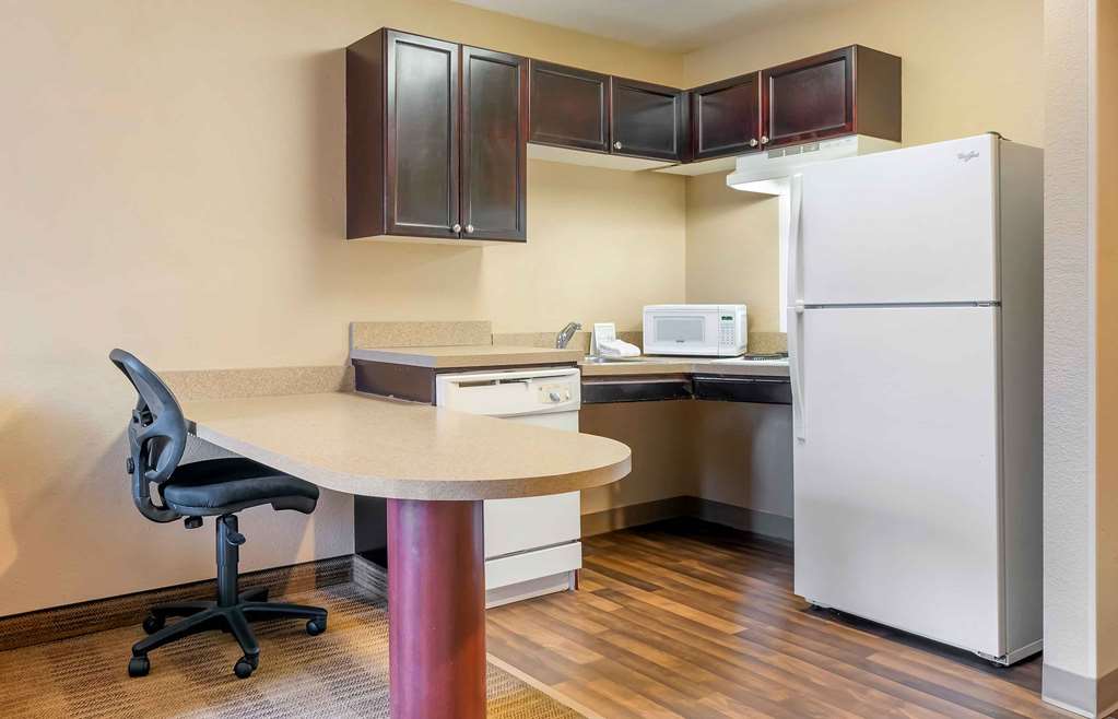 Extended Stay America Suites Columbus Tuttle - photo 26