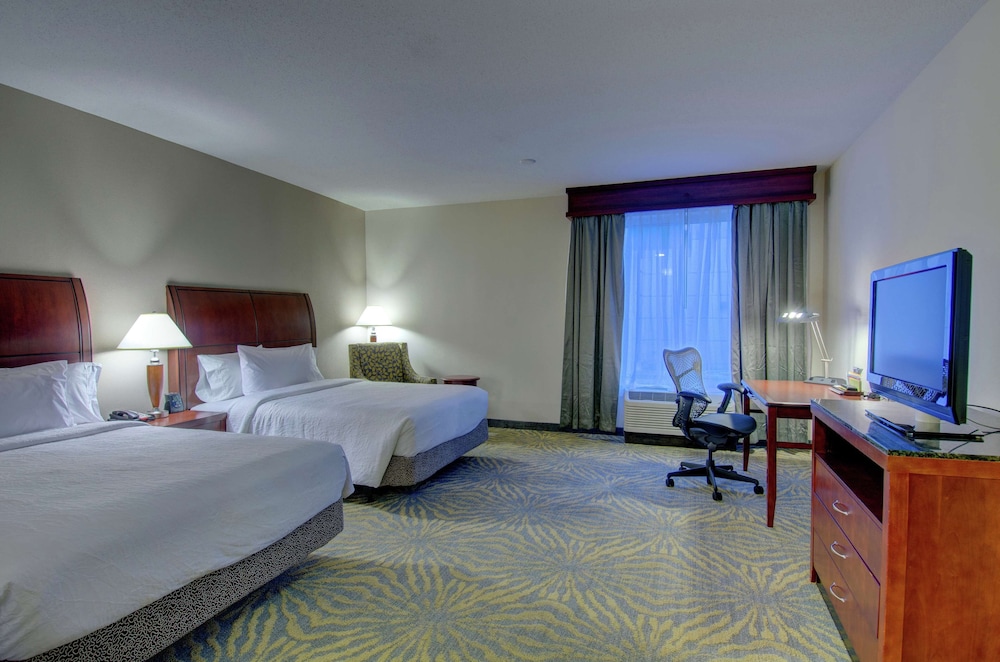 Hilton Garden Inn Norwalk - photo 28