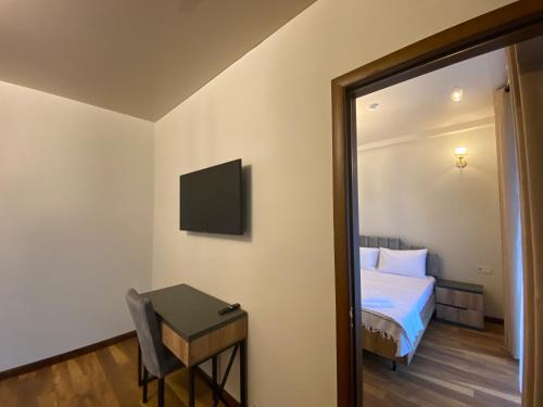Hotel Leonardo