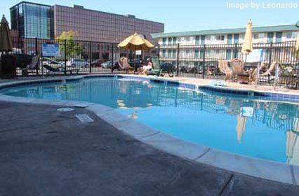 North Temple Inn - photo 8