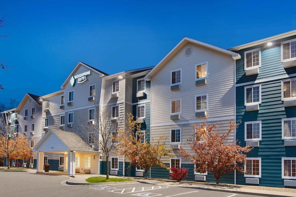 WoodSpring Suites Des Moines Pleasant Hill - photo 30