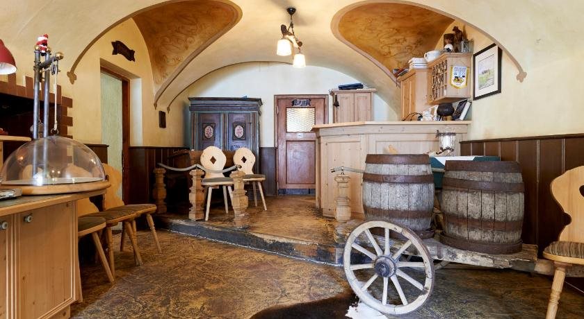 Doellacher Dorfwirtshaus - carbon neutral hotel in Grosskirchheim