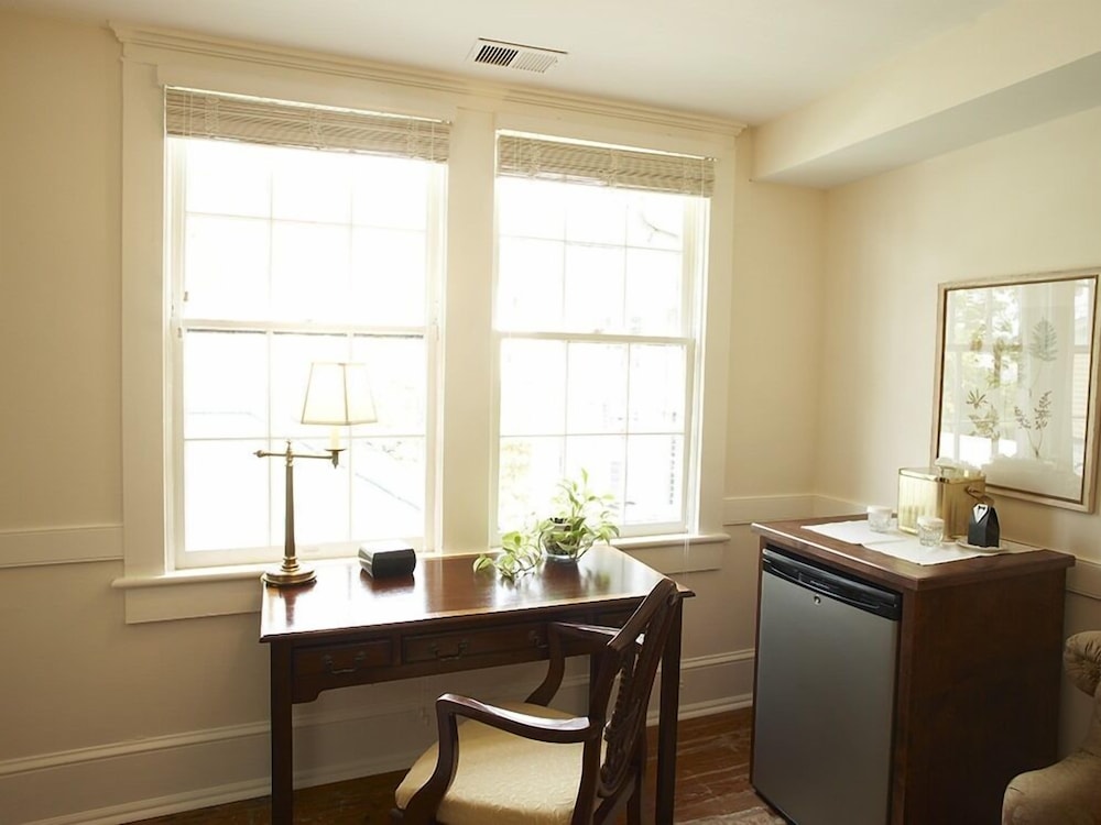 The Smithfield Inn - photo 9