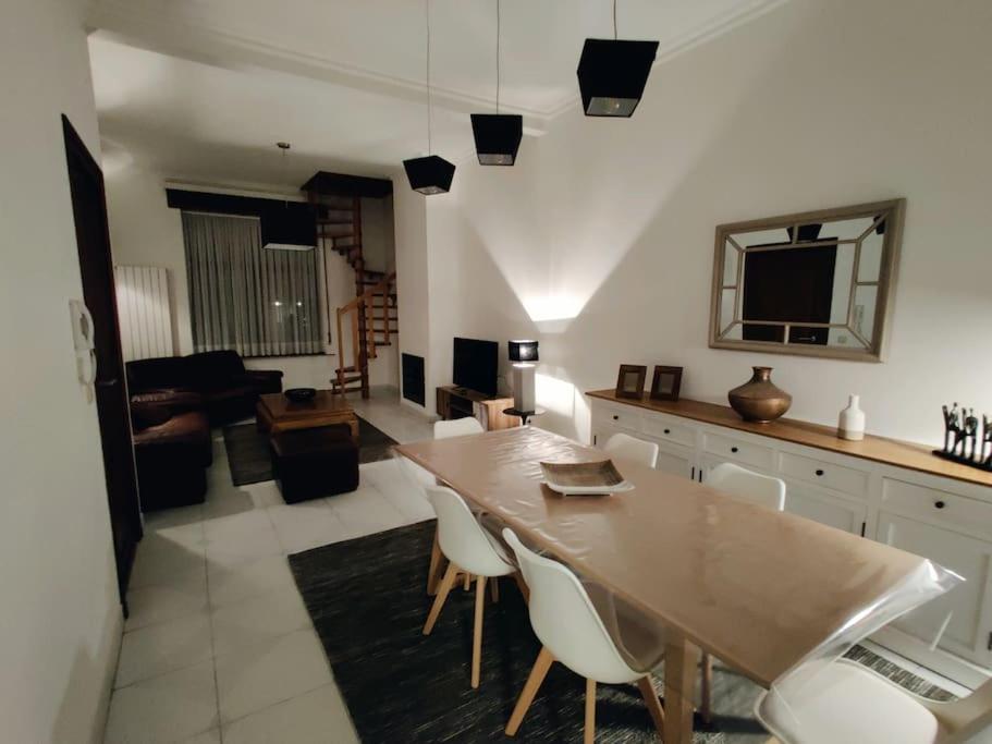 Modern duplex 100m2 perfect to visit Brussels — 4-Star Luxury Hotel in Brussels, Belgium
