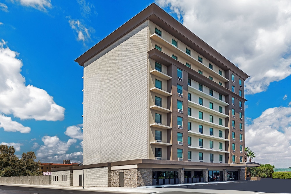 HI Express El Paso Downtown by IHG - photo 37