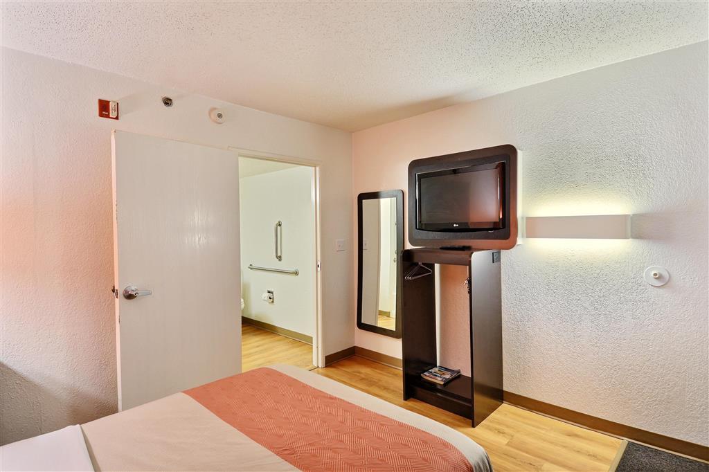 Motel 6 Tewksbury MA Boston - photo 12