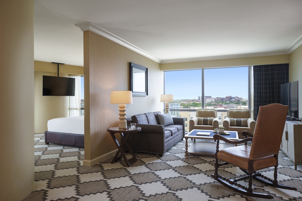Omni Fort Worth Hotel - photo 25