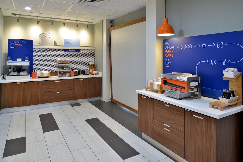 Holiday Inn Express & Suites Wylie West by IHG - photo 38