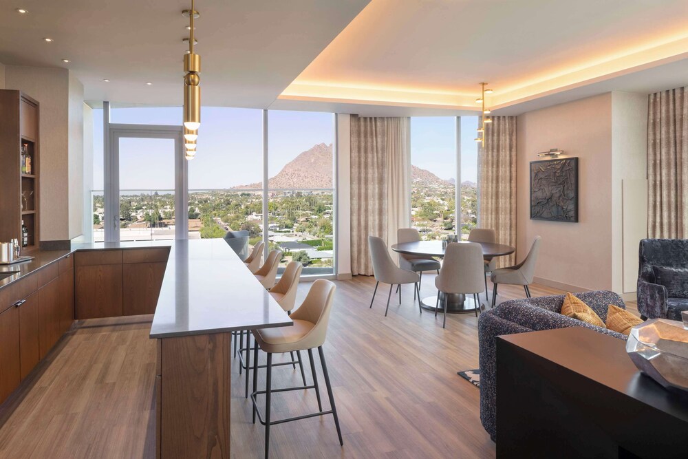 Caesars Republic Scottsdale a Hilton Hotel - photo 40