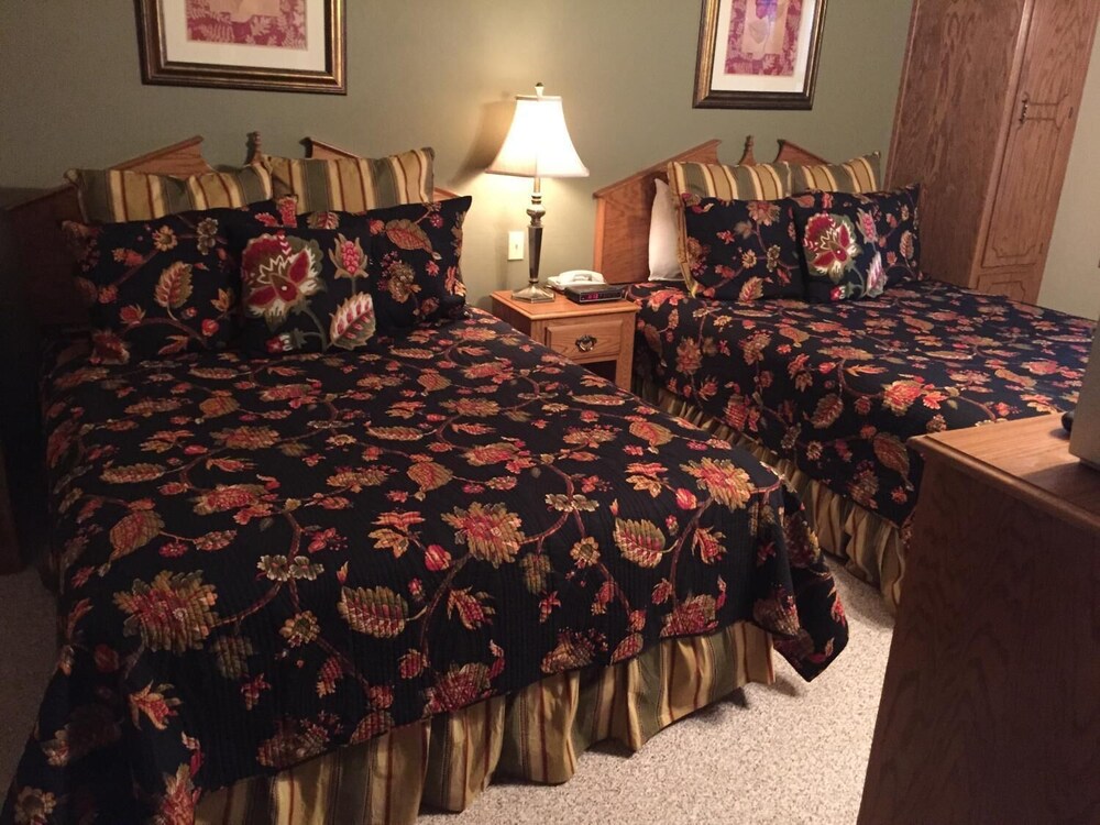 High Point Inn - photo 3