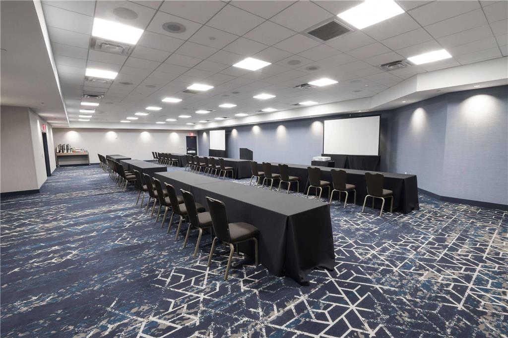 Radisson Plaza Hotel at Kalamazoo Center - photo 169