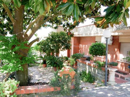Le Magnolie Paliano appartamento 120 mq — 4-Star Luxury Hotel in Paliano, Italy