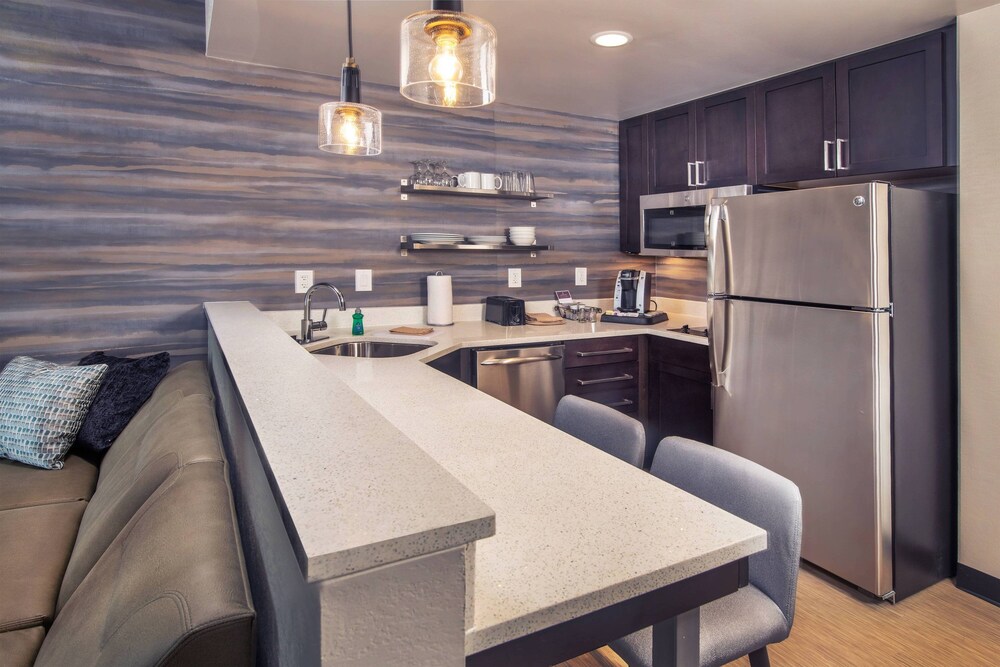 Residence Inn Fulton at Maple Lawn - photo 7