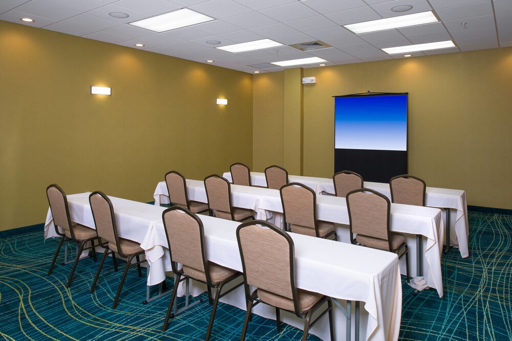 Springhill Suites Wichita Airport - photo 32