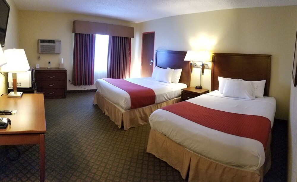 Red River Inn & Suites Fargo - photo 22