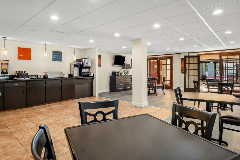 Quality Inn & Suites Lafayette - photo 33