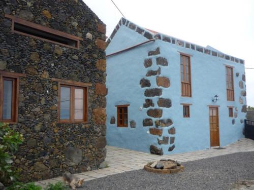 Casa Rural El Tenique — 4-Star Luxury Hotel in Valverde, Spain