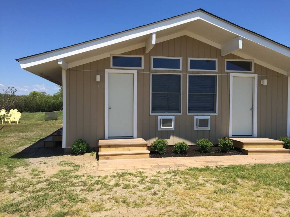 Montauk Bungalows - photo 30