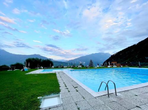 Casa Segantini Panorama Pool Apartment — 4-Star Luxury Hotel in Riva Del Garda, Italy