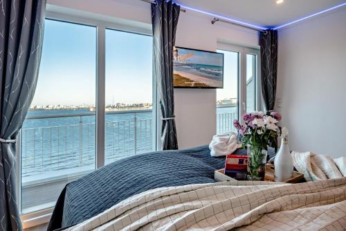 Schleivilla Kapitän James Cook 2 by Seeblick Ferien ORO Wasserbett ESäule Thermomix — 4-Star Luxury Hotel in Kappeln, Germany