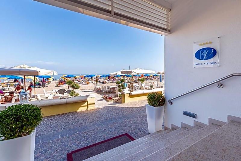 Hotel Vittoria — hotel in Lignano Sabbiadoro