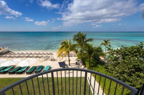 South Bay Beach Club Villa 17 — 4-Star Luxury Hotel in George Town, Cayman Islands
