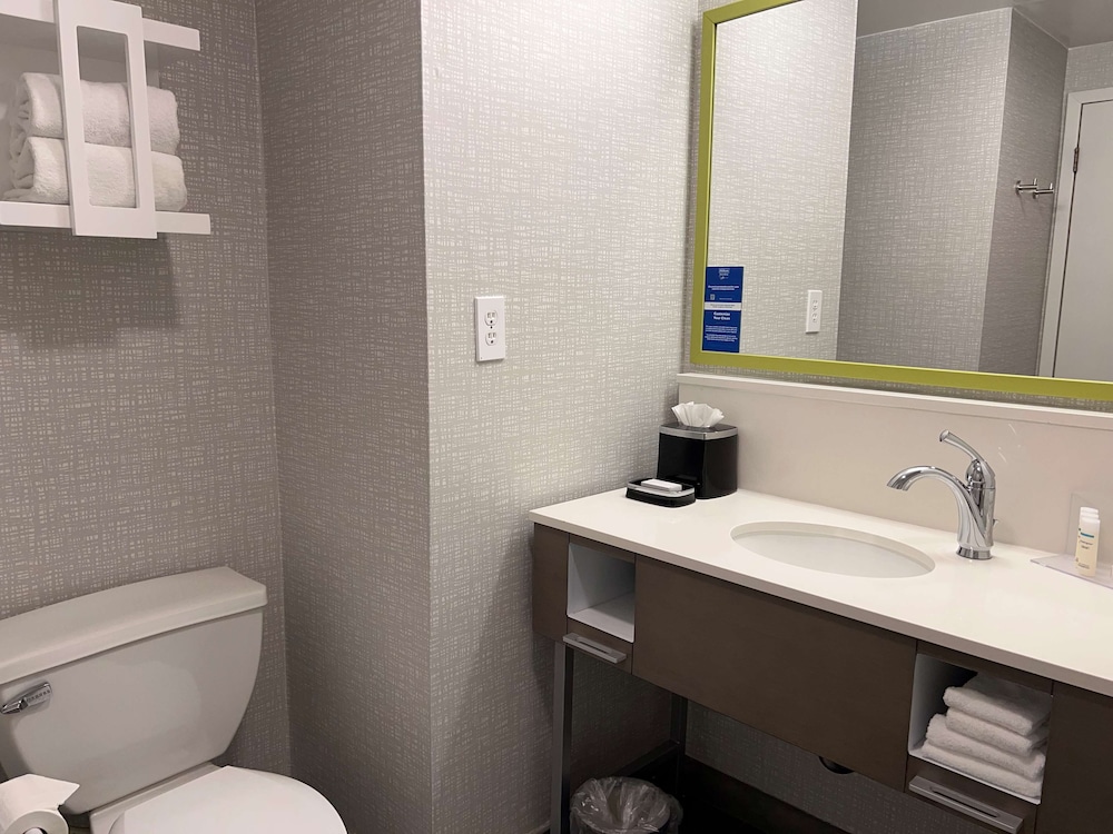 Hampton Inn Cumming - photo 17