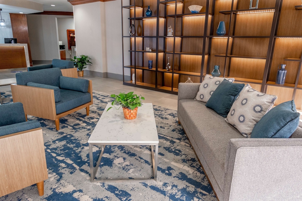 DoubleTree by Hilton New Bern Riverfront - photo 2