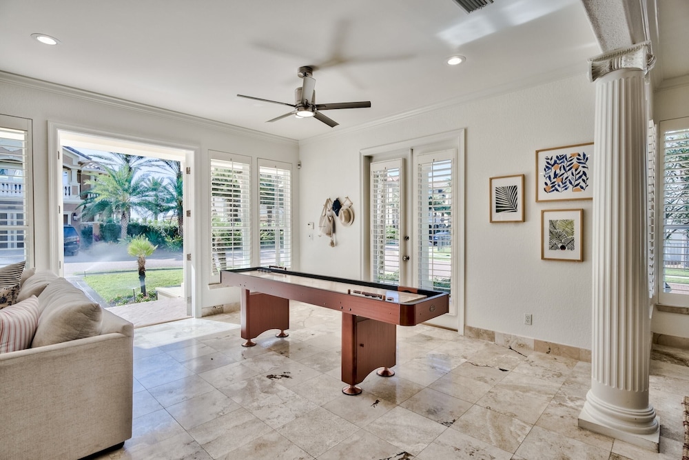 Sand Dollar by Avantstay Spectacular Beachside Oasis w Gorgeous Views - photo 26