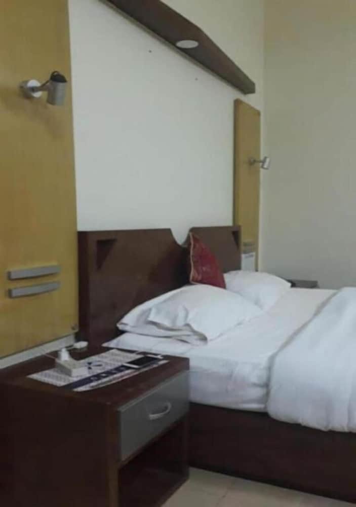 The Grand Regency — Bahawalpur — photo 2